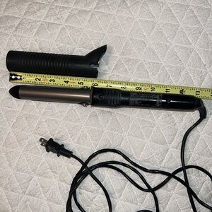 Conair Infiniti  curling iron.